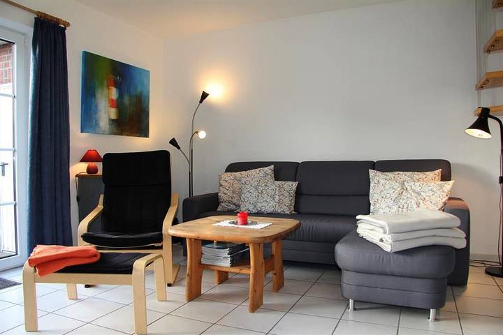 Ferienhaus für 5 Personen, mit Terrasse und Garten, kinderfreundlich in Neßmersiel - 4