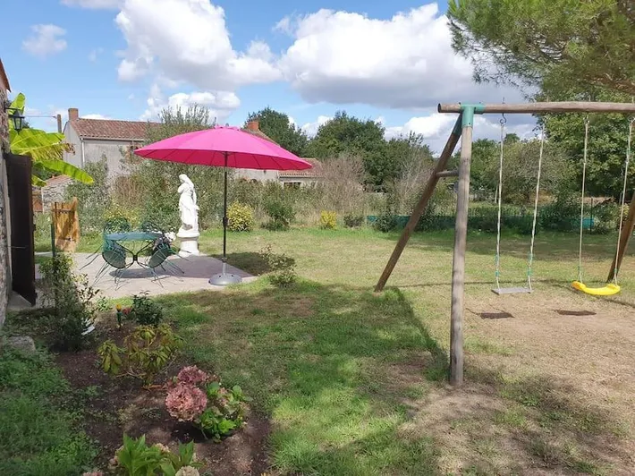 Holiday home for 6 people, with pool and garden - 1