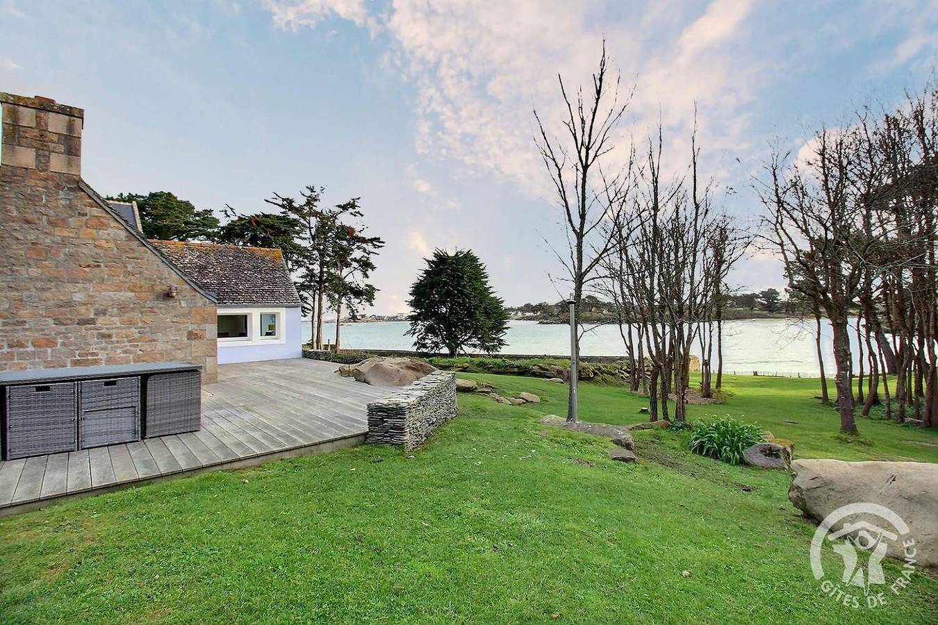 La maison bleue in Trégastel, Côte de Granit Rose