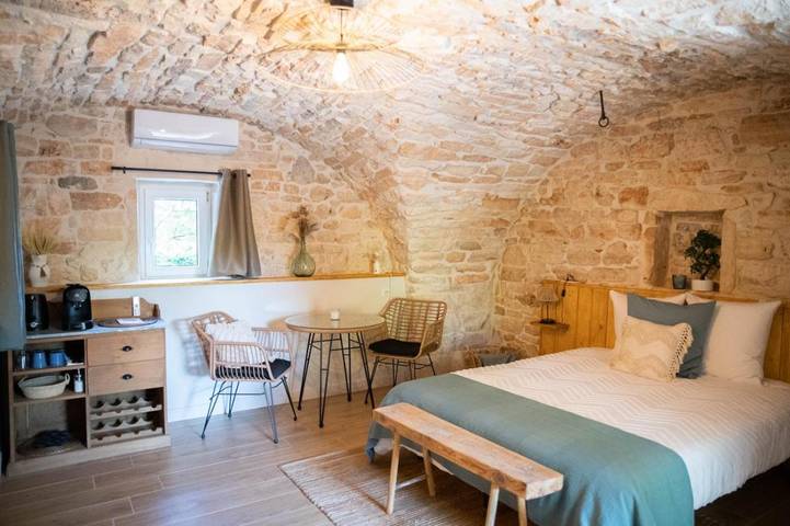 Location de vacances pour 2 personnes, avec vue et jardin à Le Garn - 3