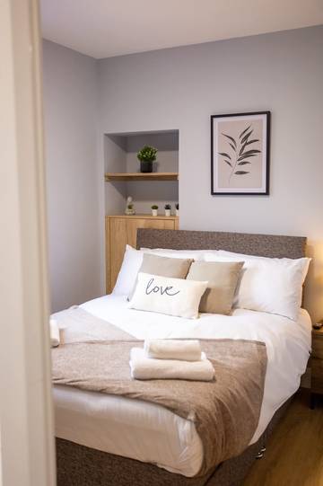 Holiday Rental for 7 People in Swansea, Swansea region, Photo 2