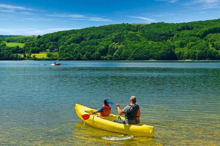 Chalet pour 4 personnes, avec vue sur le lac ainsi que vue et jardin