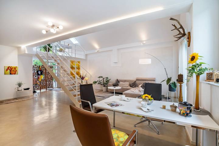 Ferienhaus 'Architektenhaus Baden Mit Studio' mit Bergblick, privater Terrasse und Wlan in Ottersweier, Ferienregion Bühl Bühlertal Ottersweier Region