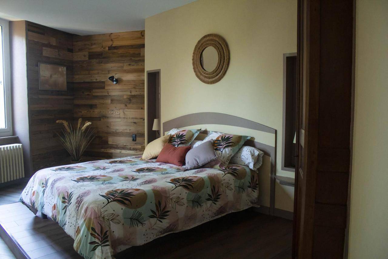 Double Room with Garden View in Tauriac-de-Naucelle, Aveyron