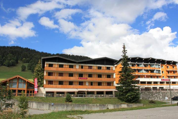 Parc de vacances pour 3 personnes, avec sauna ainsi que vue et balcon dans les Alpes francaises - 4