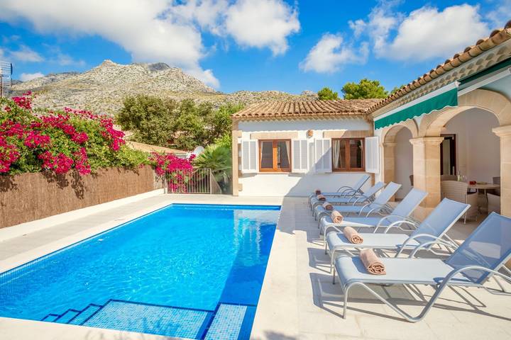 Villa Can Sohn in Cala Sant Vicenc, Pollença
