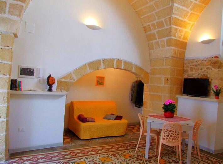 Casa vacanza per 4 persone, con giardino in Leverano