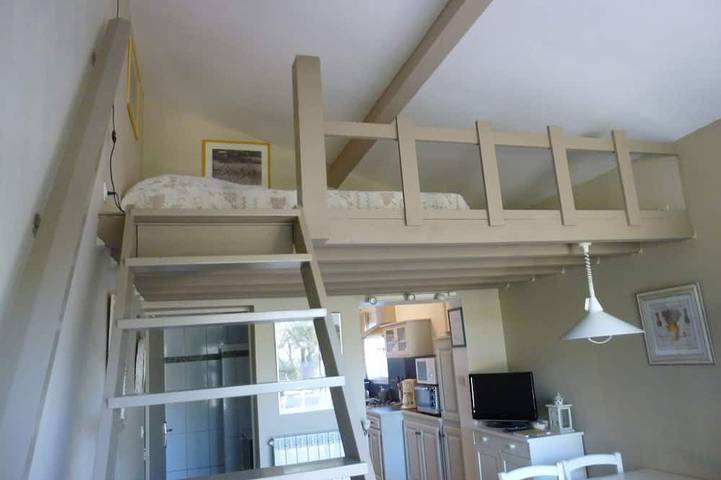 Gîte pour 2 personnes, avec jardin et terrasse, animaux acceptés à Alleins - 2