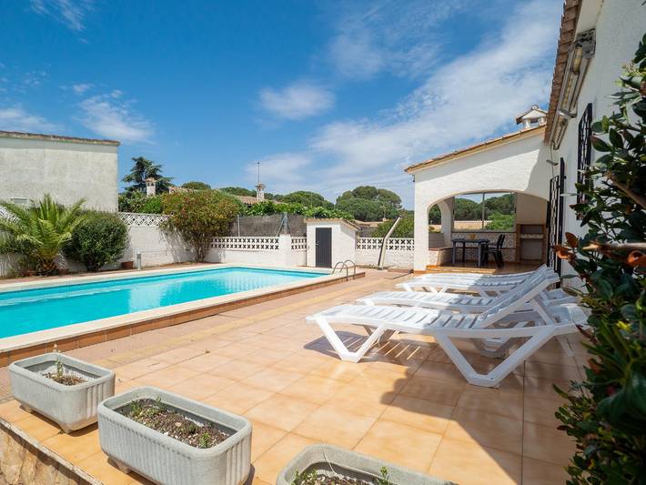 Villa pour 4 personnes, avec vue ainsi que terrasse et jardin, animaux acceptés à L'Escala - 4