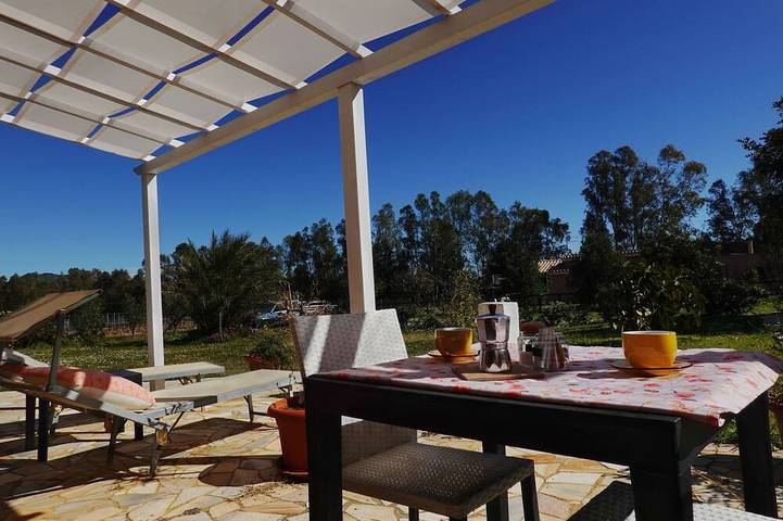 Ferienhaus für 3 Personen, mit Terrasse und Garten