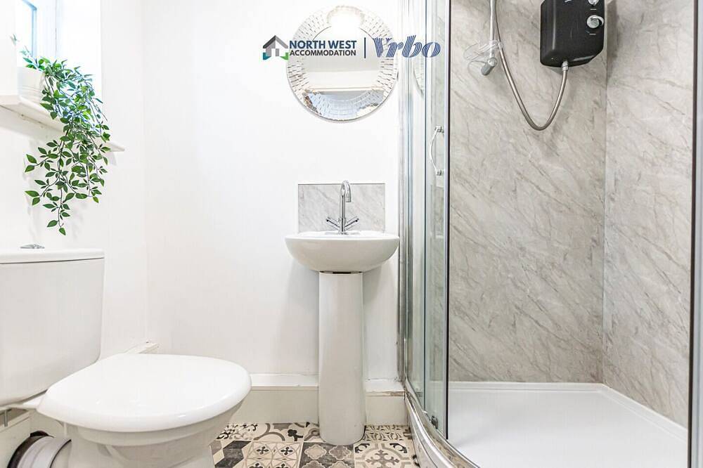 Ganze Wohnung, Contractor/Corporate Stays – Full Amenities, Near Liverpool and Warrington in St Helens, Nordwestengland