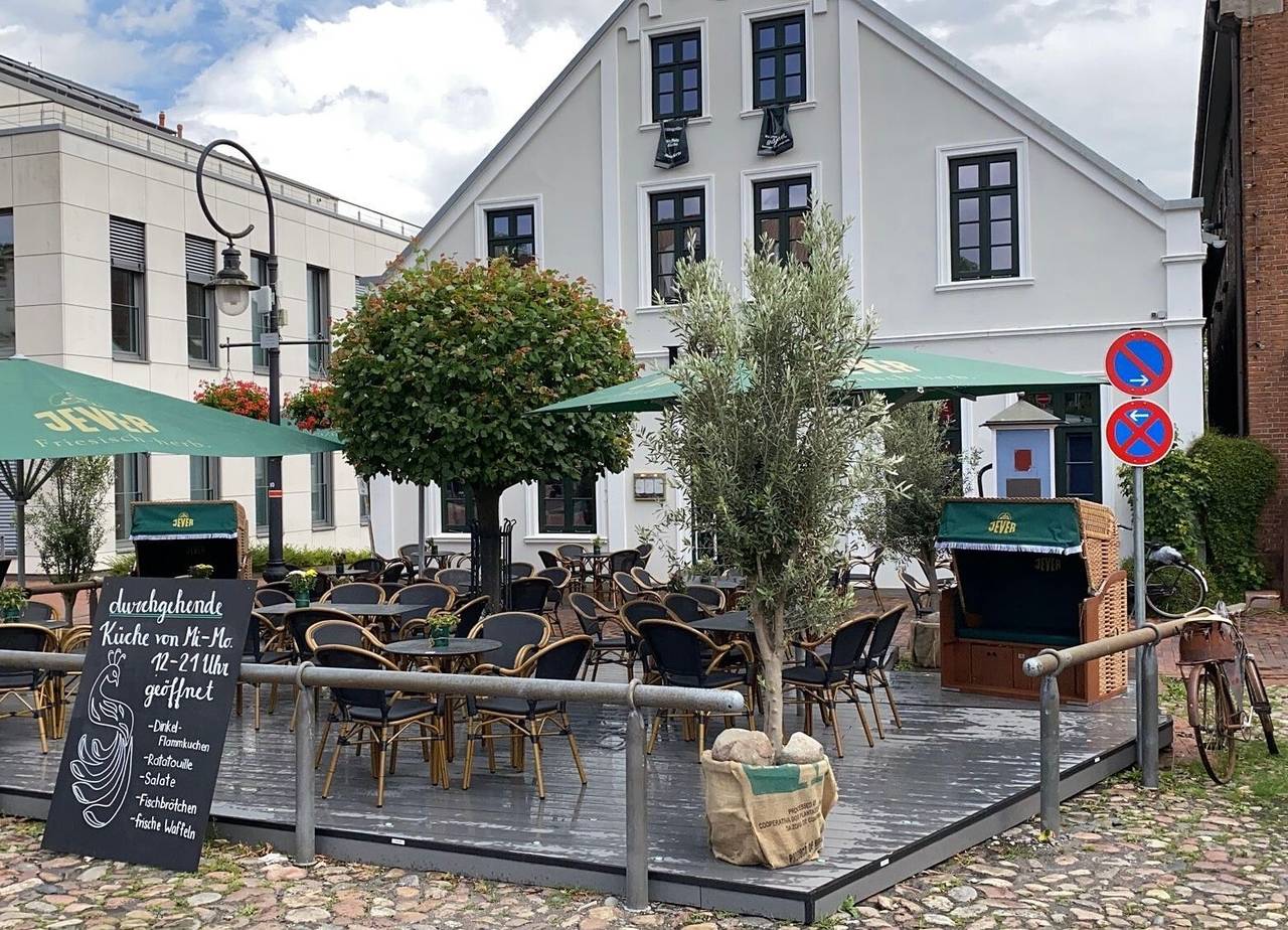 Ganze Wohnung, Moderne Ferienwohnung im Stadtzentrum von Jever in Jever, Nordseeküste