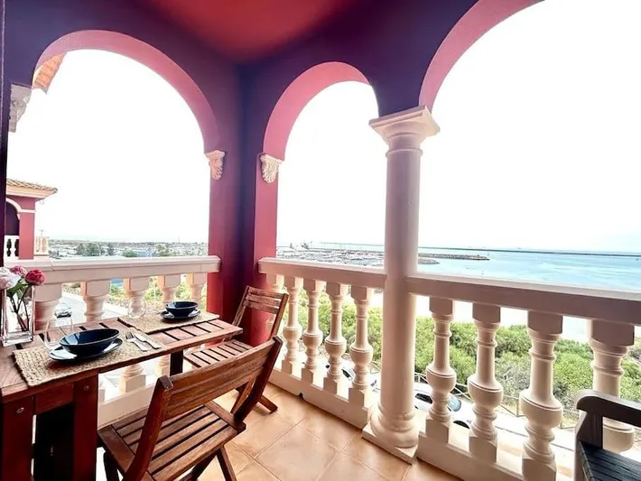 Apartamento de vacaciones para 2 personas, con vistas y balcón - 1