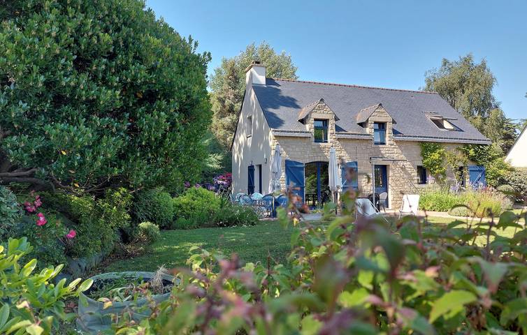 Location de vacances pour 8 personnes, avec jardin et terrasse, animaux acceptés à Saint-Gildas-de-Rhuys - 3