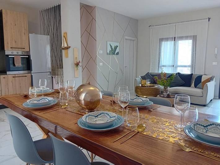 Villa pour 7 personnes, avec Balcon et Terrasse ainsi que Jardin et Piscine à San Giorgio di Pesaro
