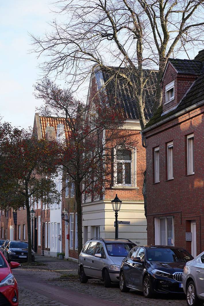 Ganze Wohnung, Ferienwohnung Stadthuuske boven – Stadt, Land, Idylle – Urlaub mit Charme in Emden, Ostfriesland