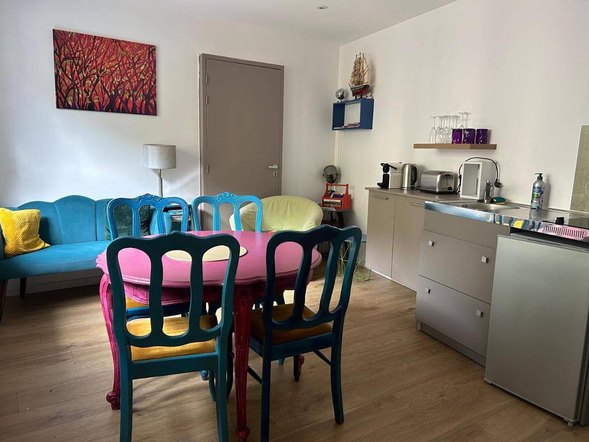 Appartement entier, Art de Vivre en Couleurs in Malleval, Parc Naturel Régional du Pilat