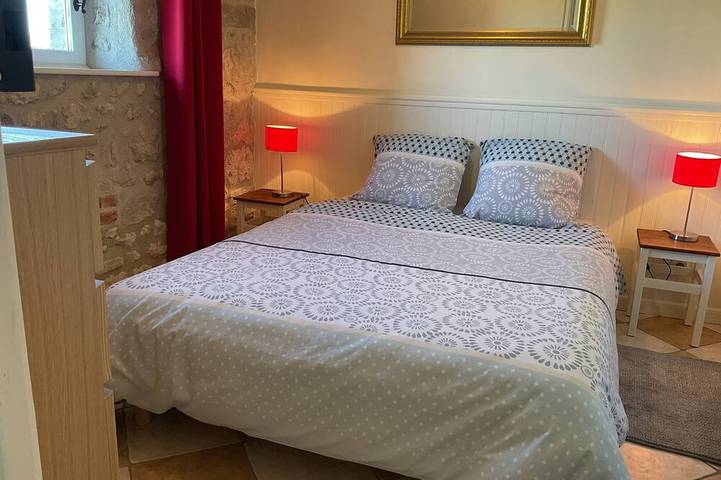 Gîte pour 5 personnes, avec jardin dans Allier - 3