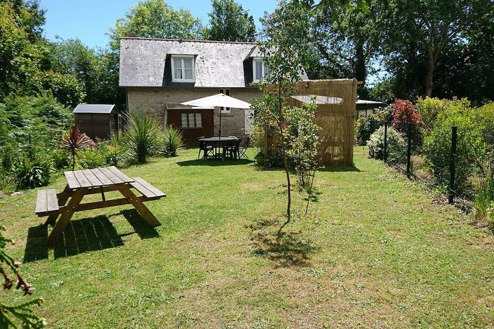 Ferienhaus für 5 Personen, mit Balkon und Garten
