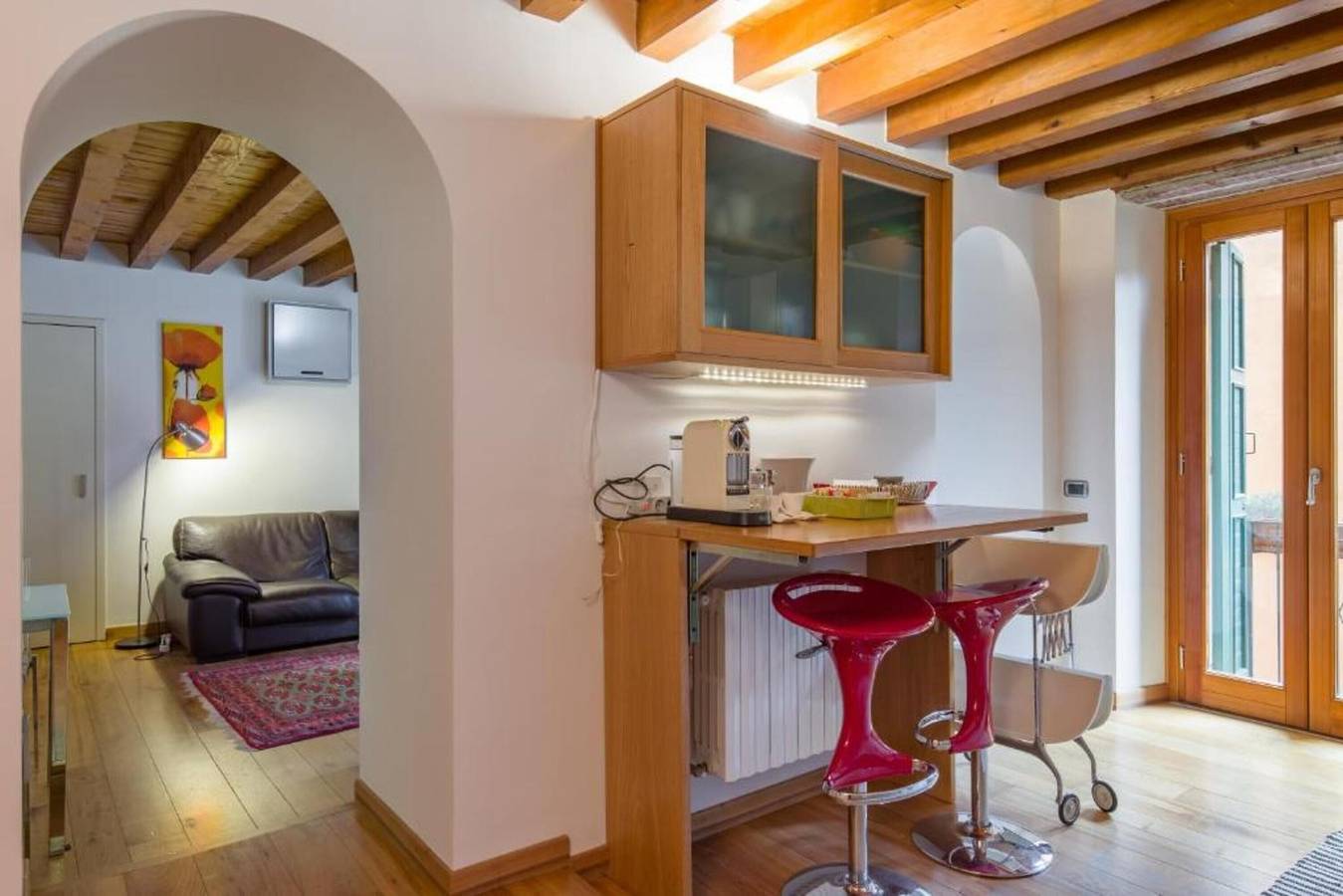 Apartamento inteiro, Apartamento 'Sant' Eufemia Verona' com varanda, Wi-Fi e ar condicionado in Centro Storico di Verona, Verona