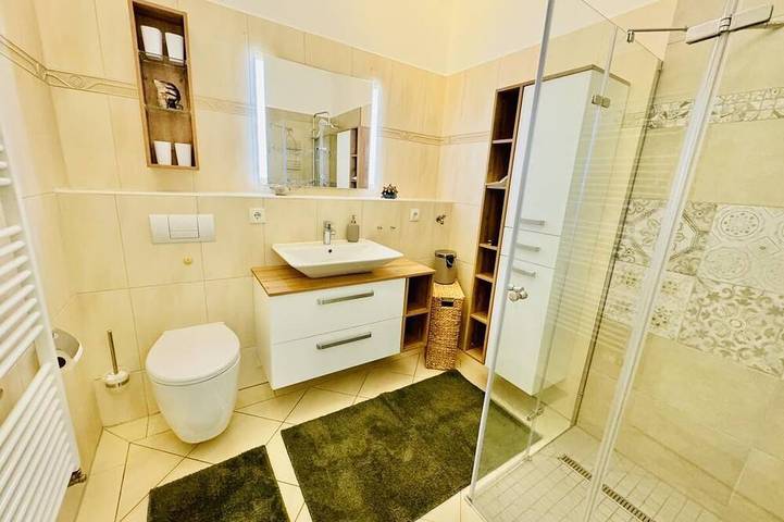 Ferienwohnung für 4 Personen, mit Terrasse in Hohe Düne (Warnemünde) - 3