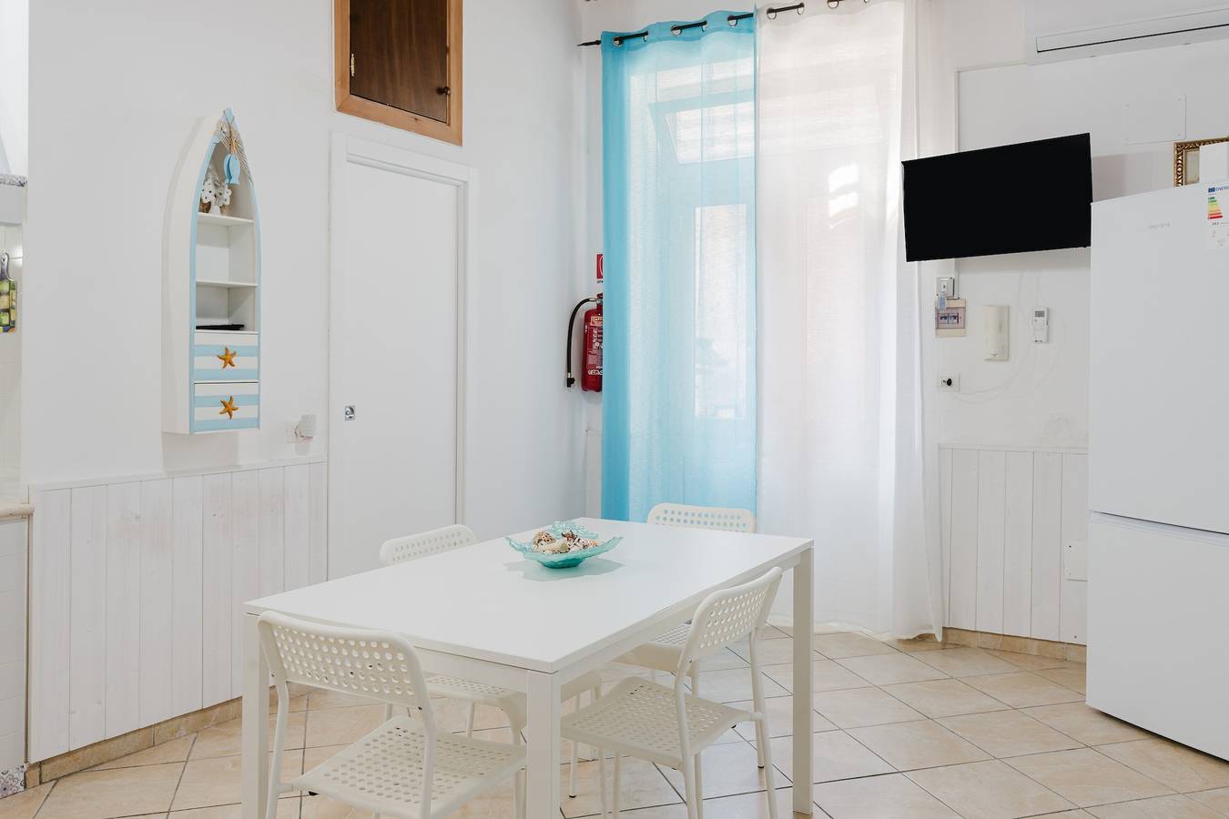 Geheel appartement, Appartement 'Perla Marina Piano Terra' met Wi-Fi en Airconditioning in Trappeto, Provincie Palermo