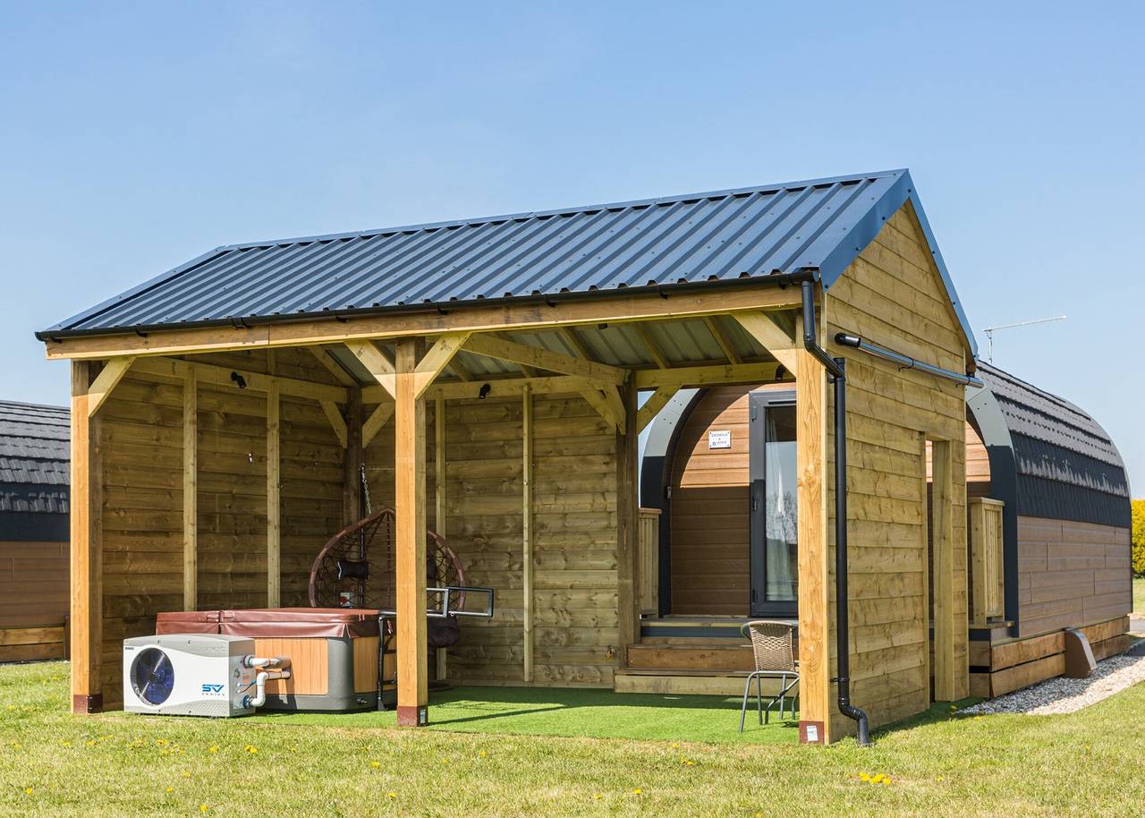 Birch Luxury Pod in Worcestershire