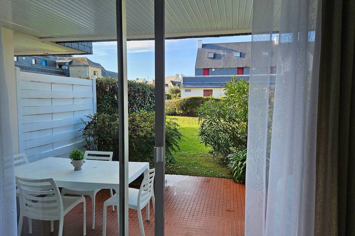 Gîte pour 4 personnes, avec jardin dans Plage de la Légenèse