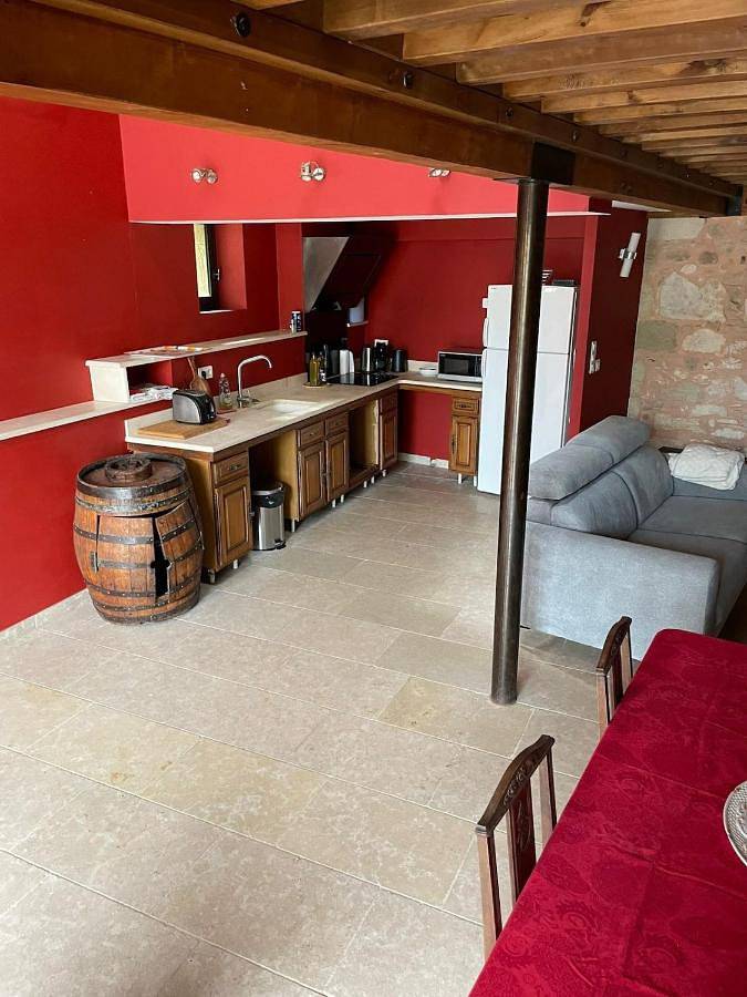 Location de vacances pour 4 personnes, avec terrasse et vue à Saint-Hippolyte-de-Montaigu - 4