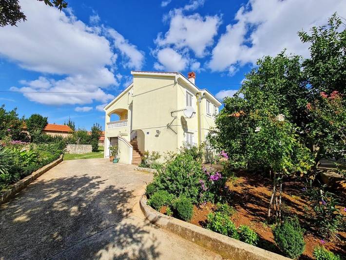 Appartamento vacanze per 3 persone, con balcone e giardino nonché panorama - 1