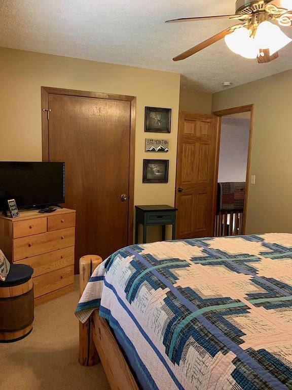 Chalet for 6 Guests in Pigeon Forge, Sevier County