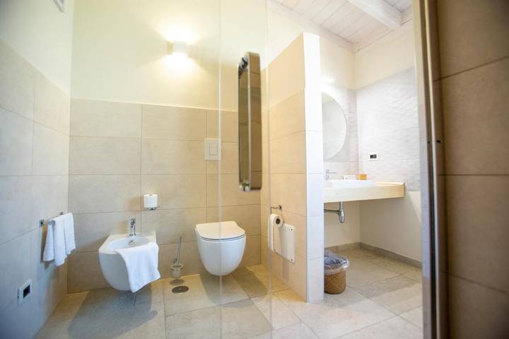 Hôtel pour 4 personnes, avec piscine ainsi que jardin et vue à Brindisi - 2