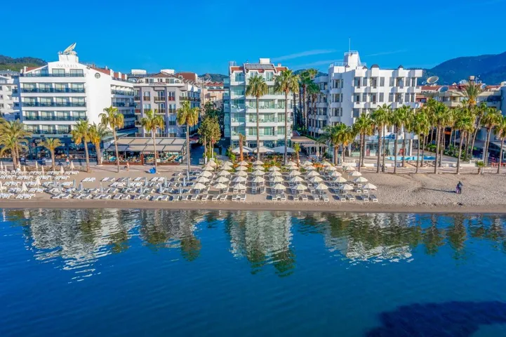 Hotel para 2 personas, con vistas y jardín - 1