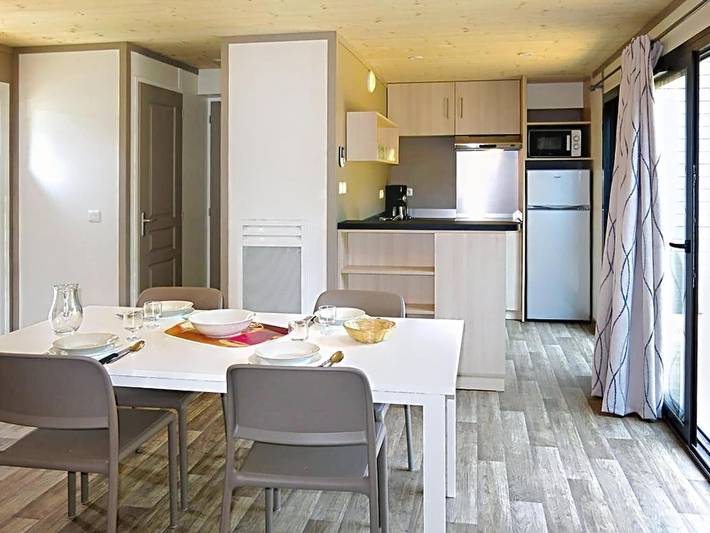 Gîte pour 6 personnes, avec terrasse et piscine, adapté aux familles à Malansac - 2