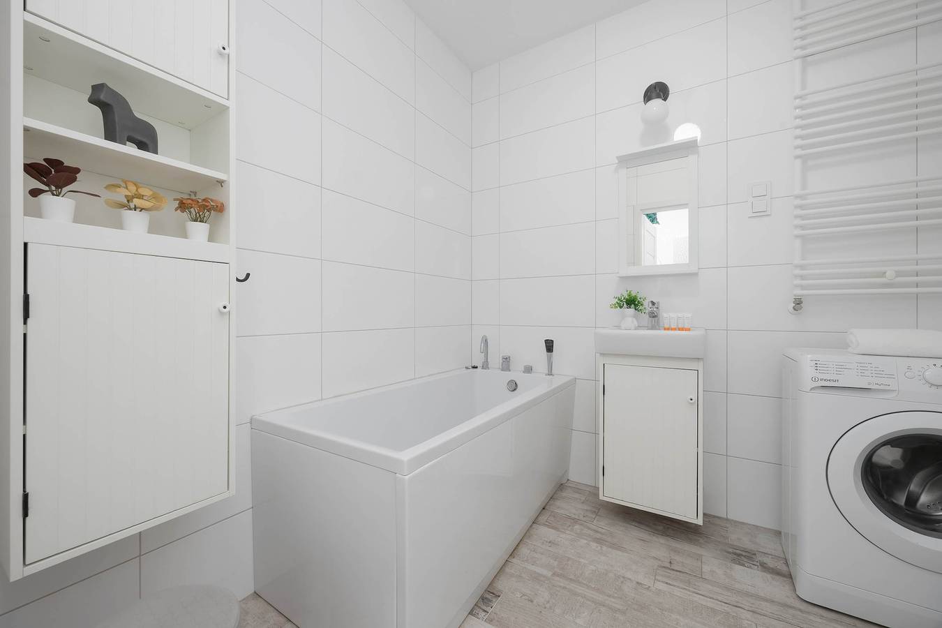 Ganze Wohnung, Functional Apartment in Piaseczno | Parking and Terrace in Piaseczno, Masowien