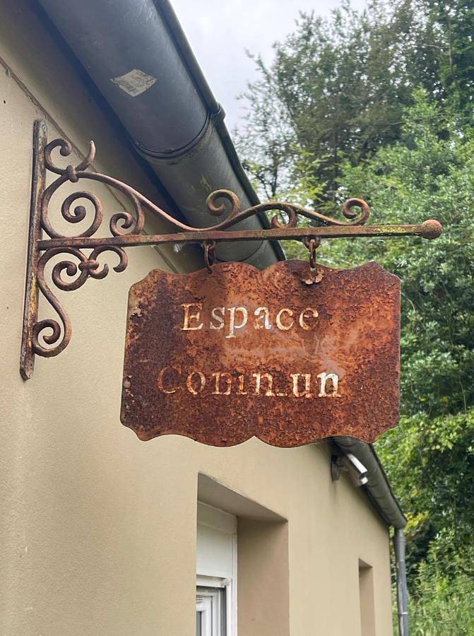 Double Room with Garden View in Guimiliau, Région de Morlaix