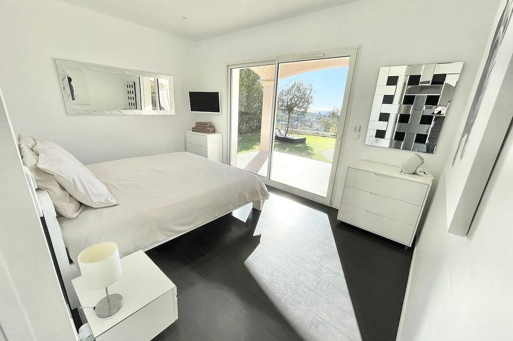 Villa avec piscine sur la Côte d’Azur entre Monaco et Menton, classée 5 ⭐️ in Roquebrune-Cap-Martin, Côte méditerranéenne (France)