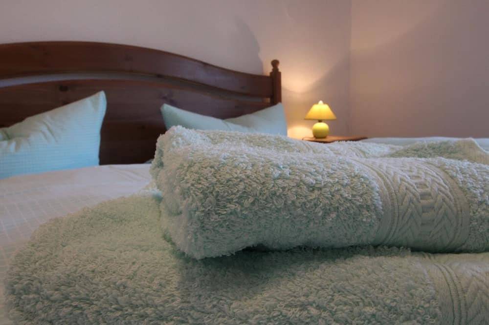 Entire apartment, Gutshof Dubnitz -ferienwohnung 5 \" Dörthe \" in Mukran, Sassnitz