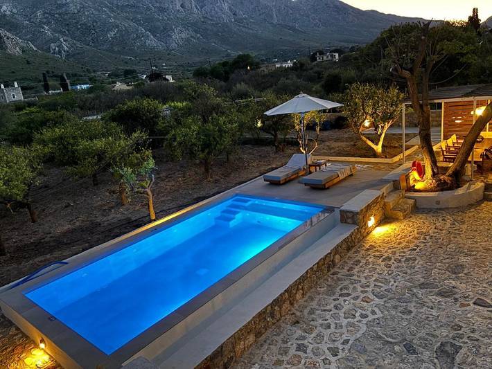 Ferienhaus für 8 Personen, mit Garten und Pool sowie Ausblick - 1