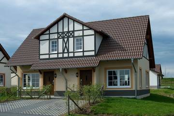 Ferienhaus für 4 Personen, mit Garten und Pool in Ediger-Eller