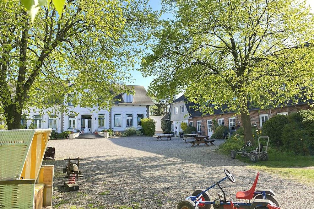 Ganze Wohnung, Bauernhof  Ostsee Schlei 8 Pers. Fewo Kinder Ponys Ziegen Hühner, ab 2 Nächte in Stoltebüll, Kappeln & Umgebung