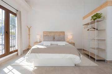 Apartment for 2 People in El Candado, Malaga, Photo 1