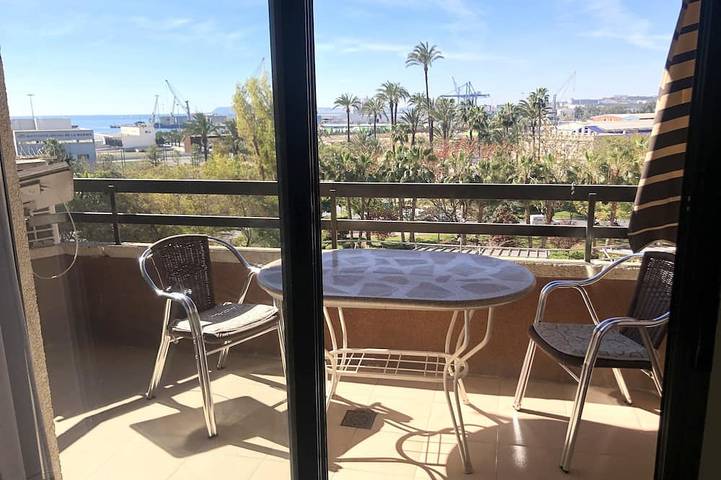Bauernhof für 6 Personen, mit Balkon in Alicante