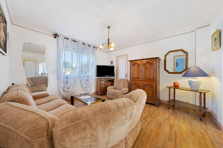 Spacious Family Home Steps from the Beaches in Camaret-sur-Mer, Iroise