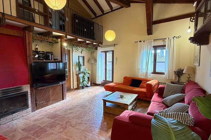 Chalet para 17 personas, con balcón - 1