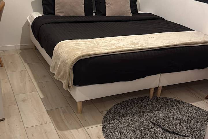 Location de vacances pour 8 personnes, avec piscine à Vernègues