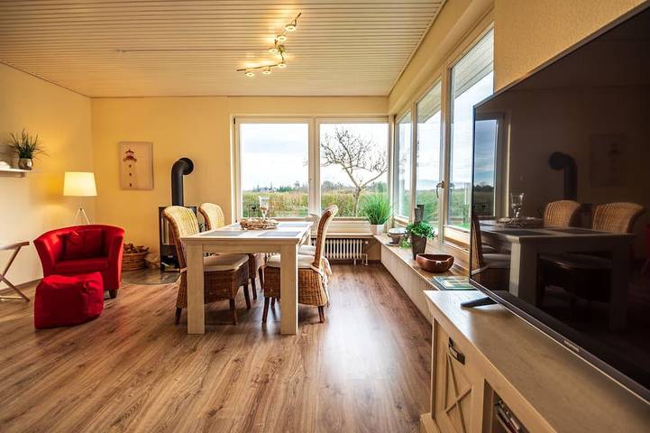 Ferienhaus für 4 Personen, mit Terrasse und Garten, mit Haustier in Schausende