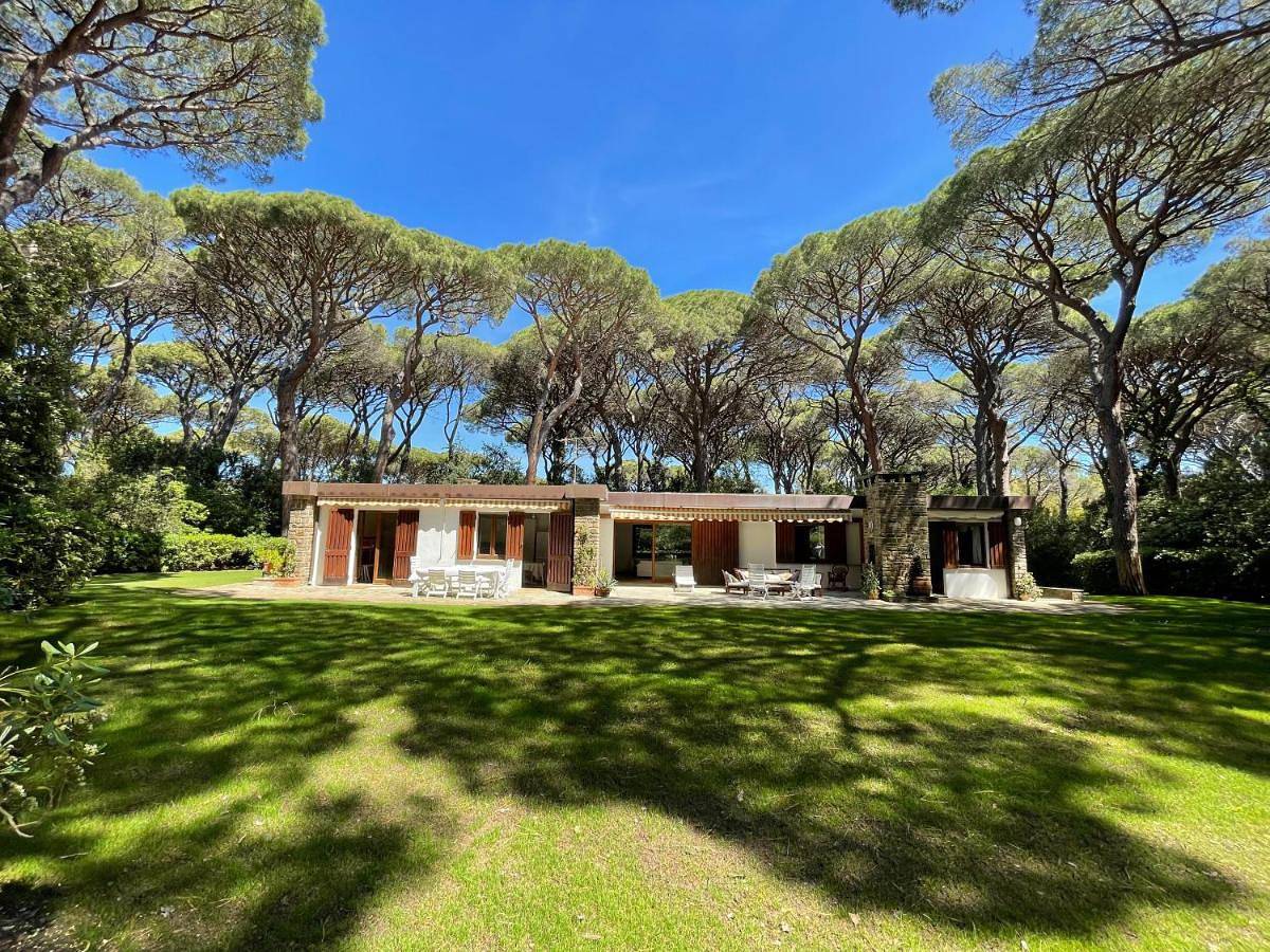 Villa in Pineta di Roccamare in Roccamare, Castiglione della Pescaia