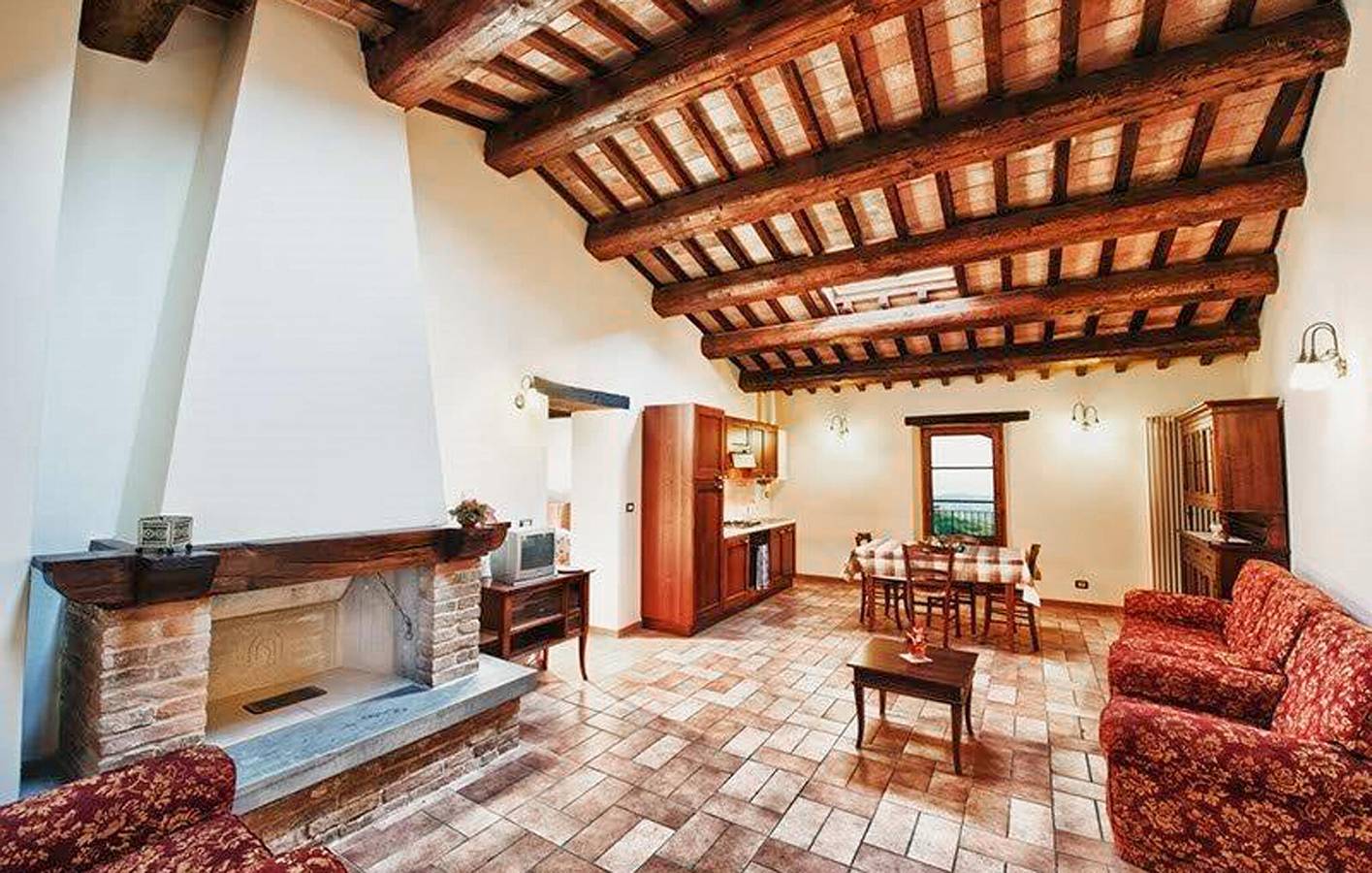 Ganze Ferienwohnung, Ferienwohnung für 4 Personen mit Whirlpool in Sant'Angelo in Vado, Valle del Metauro