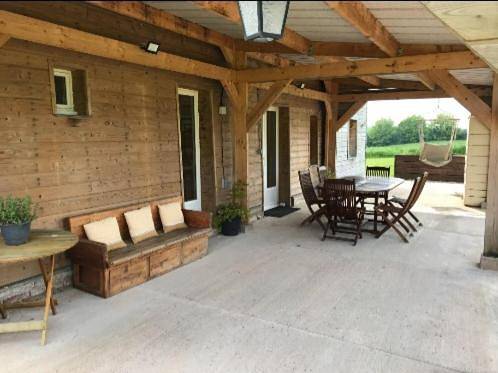 Location de vacances pour 6 personnes, avec terrasse ainsi que jardin et vue, animaux acceptés dans Sainte-Marguerite-des-Loges - 3